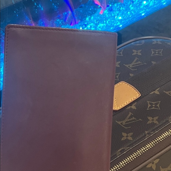 Cartier Burgandy Leather Wallet with Gold Accent - Picture 13 of 15